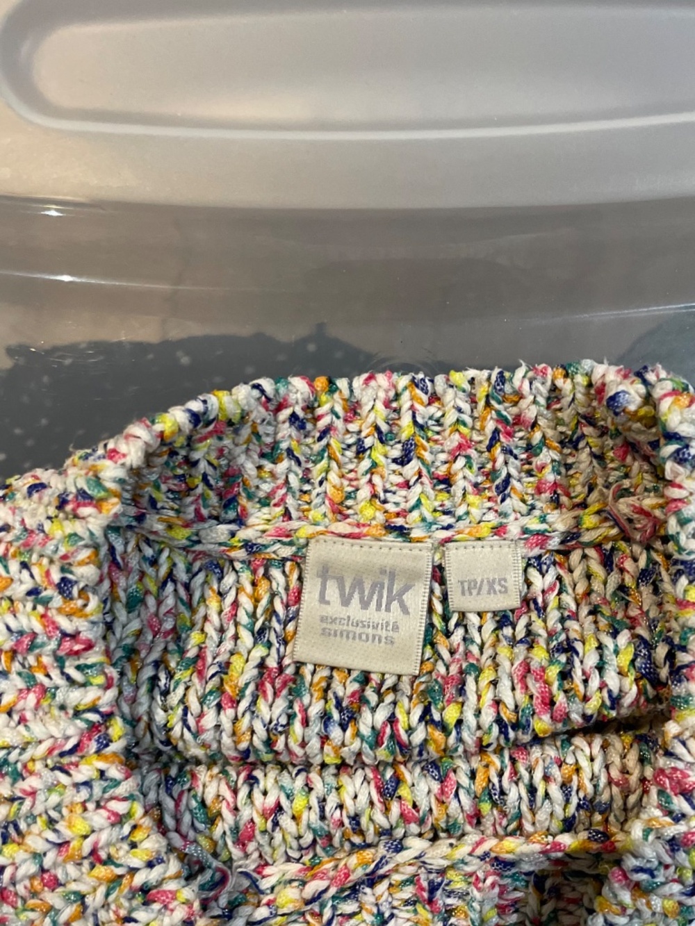4 XS Fall Sweaters - Picture 10 of 10